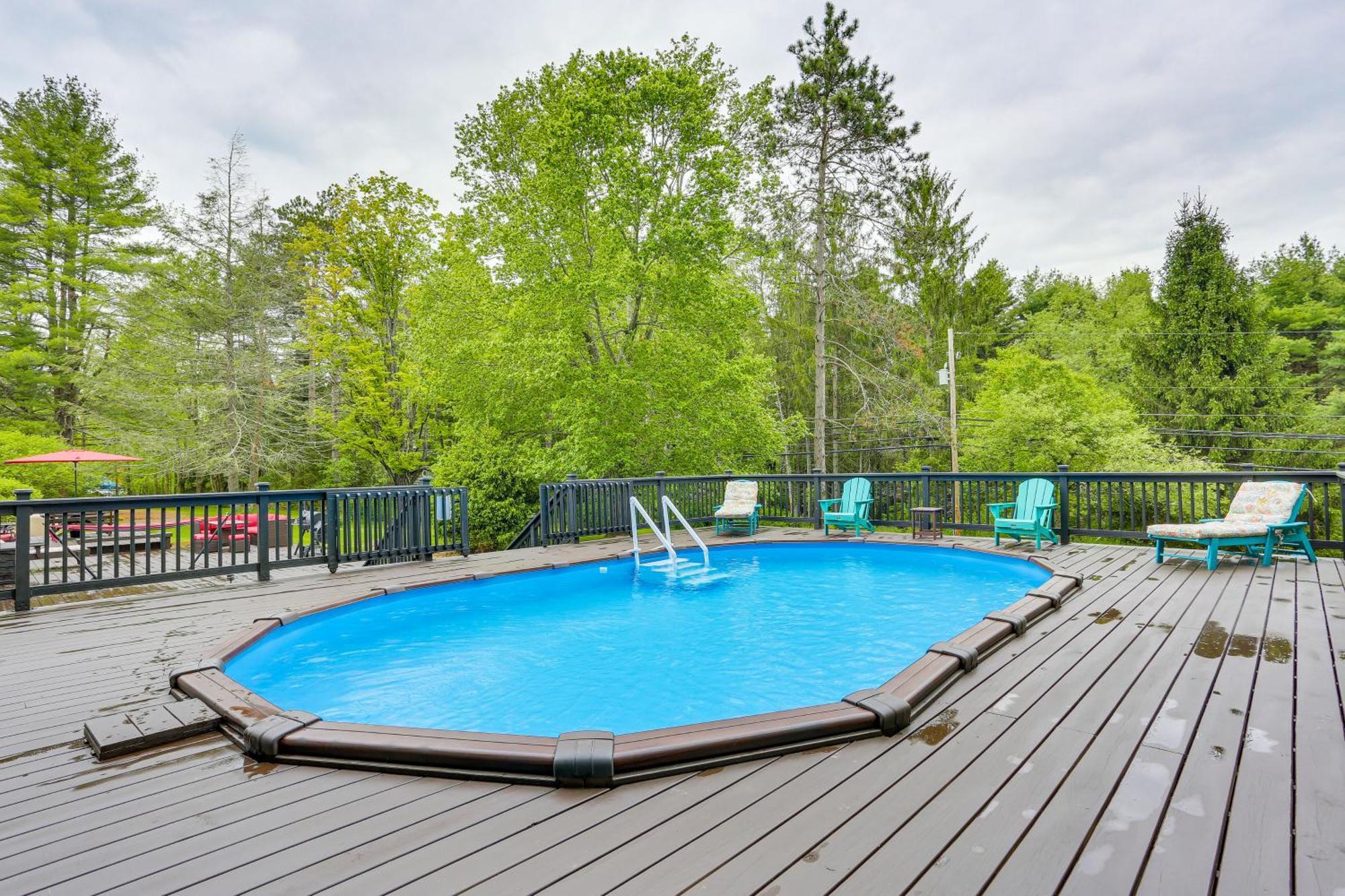 Greentown Home With Pool 7 Mi To Lake Wallenpaupack Bagian luar foto